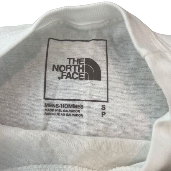 The North Face TNF T-Shirt USA Box Tee Men’s Size Small White Red Blue NEW - Picture 2 of 6